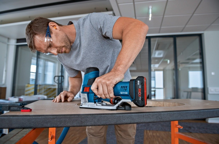 Wyrzynarka akumulatorowa Bosch Professional GST 18V-155 SC (06015B0002) - obraz 5