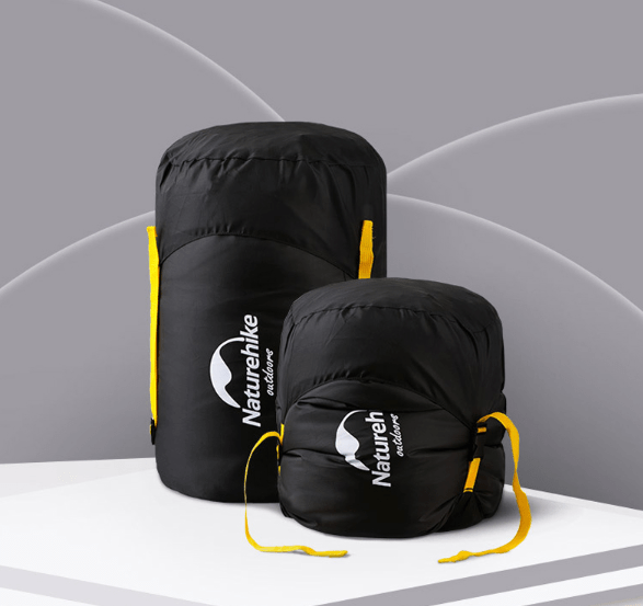 Компресійний мішок Naturehike S 24х40 см NH19PJ020 Black - Фото 3 Компресійний мішок Naturehike S 24х40 см NH19PJ020 Black - зображення 3