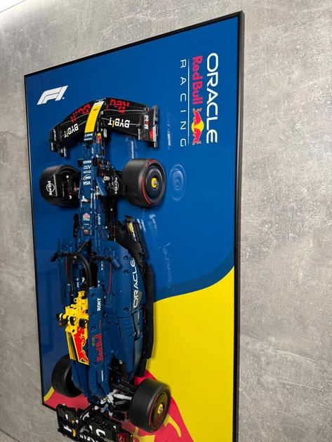 Арт Держатель Рамка на Стену 80x50 см. для Фирменного Конструктора Technic F1 Oracle Red Bull Racing RB20 (42206) Ред Булл Формула 1 Сезон 2024 - Type-С - изображение 9