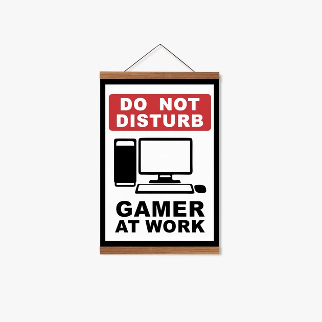 Постер Roomy "Do Not Disturb Gaming Sign" Біла рамка з глянцевим склом A3 (42x29.7 cm) - Фото 6 Постер Roomy "Do Not Disturb Gaming Sign" Біла рамка з глянцевим склом A3 (42x29.7 cm) - зображення 6