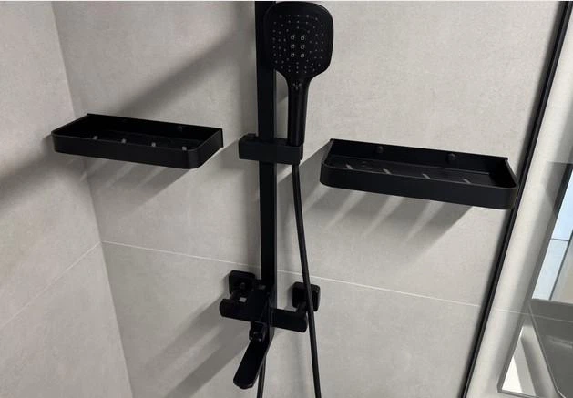Полочка для ванной комнаты Lighty 30 см черная с отверстиями 30 см *12,5 см *4см - изображение 6