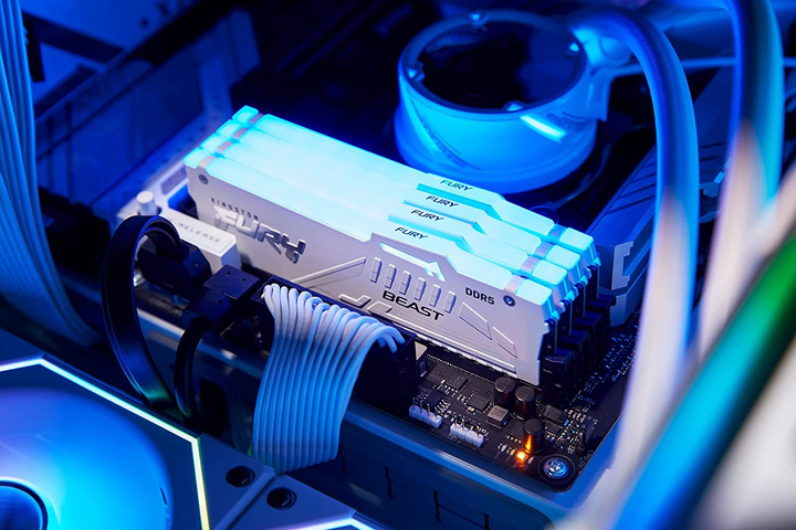 Pamięć RAM Kingston FURY DDR5-6000 65536MB PC5-48000 (Kit of 4x16384) Beast RGB White (KF560C40BWAK4-64) - obraz 6