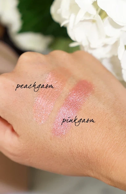 Жидкий хайлайтер-румяна Charlotte Tilbury Beauty Light Wand оттенок Pinkgasm (12ml) - изображение 5
