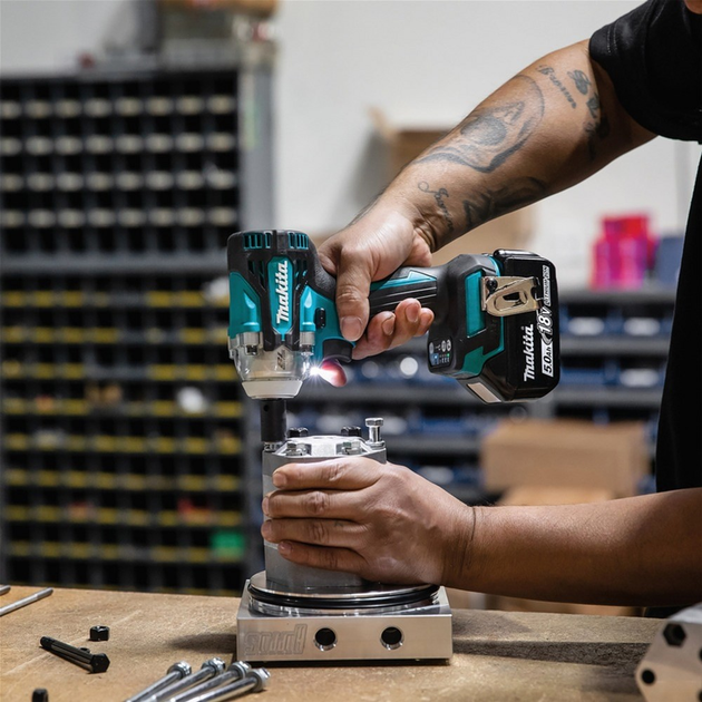 Гайковерт ударний акумуляторний Makita DTW302Z - зображення 13