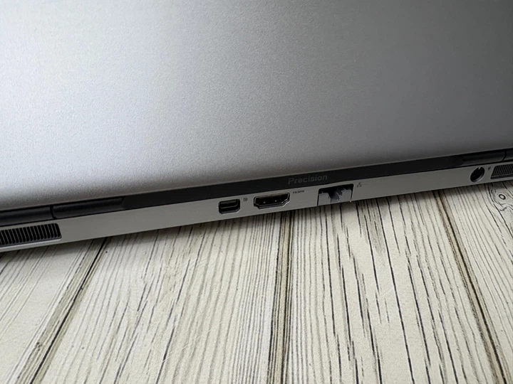 Ноутбук Рабочая станция Dell Precision 7560 | Full HD 15.6 |i9-11950H | RAM 32 GB | SSD 1 TB | Nvidia Quadro RTX A4000 16 GB | - Б/У - Фото 10 Ноутбук Рабочая станция Dell Precision 7560 | Full HD 15.6 |i9-11950H | RAM 32 GB | SSD 1 TB | Nvidia Quadro RTX A4000 16 GB | - Б/У - изображение 10