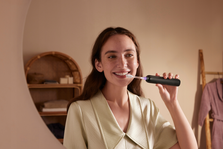 Soniczna szczoteczka do zębów Dreame Mova Fresh Pro Czarna + Brush Head + TC (6977728940212) - obraz 4