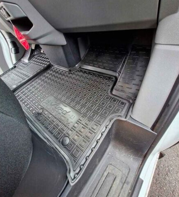 Автомобильные коврики в салон на Ford Custom Transit Tourneo 1+2 24- черные Avto-Gumm Форд Кастом АМ0055001 - Фото 5 Автомобильные коврики в салон на Ford Custom Transit Tourneo 1+2 24- черные Avto-Gumm Форд Кастом АМ0055001 - изображение 5