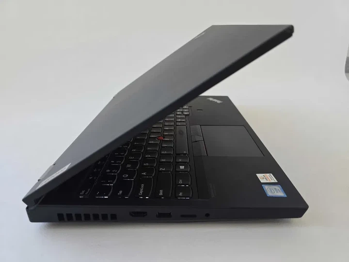 Ноутбук ThinkPad P15 Gen 1 Xeon W-10855M/RTX 5000 16GB/RAM 64GB/SSD 1TB/OLED Б\В - зображення 5