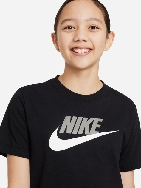 Koszulka młodzieżowa dziewczęca Nike K Nsw Tee Futura Hbr FZ5178-010 146-152 cm (L) Czarna (197596512212) - obraz 4