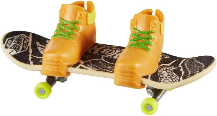 Zestaw zabawkowy Hot Wheels Deskorolka Tiki Twist + buty do jazdy palcami HVK16 (0194735206162) - obraz 5