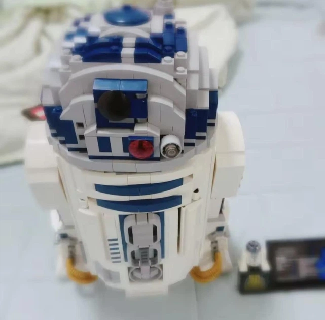 Конструктор Star Wars R2-D2 2314 деталей (75308) - Фото 6 Конструктор Star Wars R2-D2 2314 деталей (75308) - изображение 6