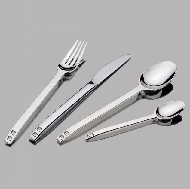 Набір столових приборів у подарунковій коробці Herdmar Spiga 2 Swarovski White 24 предмети - Фото 3 Набір столових приборів у подарунковій коробці Herdmar Spiga 2 Swarovski White 24 предмети - зображення 3