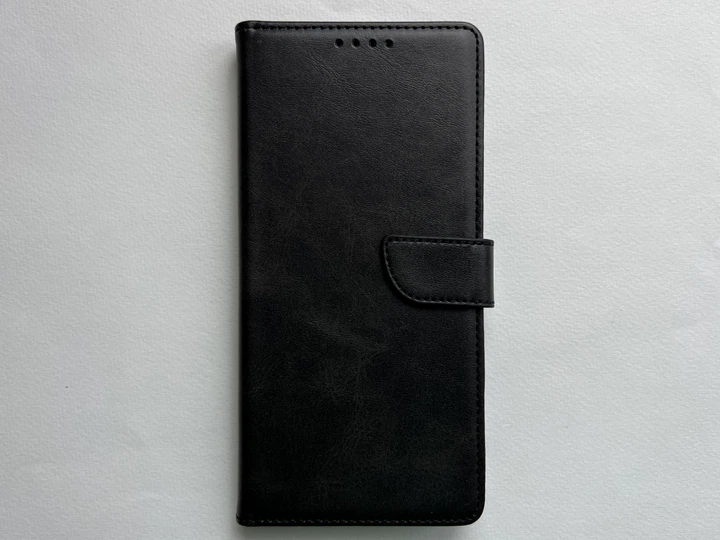 Защитный чехол-книжка WAVE Fold Case для Xiaomi Redmi Note 11 4G черный, из матовой искусственной кожи со слотами для карт, карман для купюр, магнитная застежка - Фото 1 Защитный чехол-книжка WAVE Fold Case для Xiaomi Redmi Note 11 4G черный, из матовой искусственной кожи со слотами для карт, карман для купюр, магнитная застежка - изображение 1