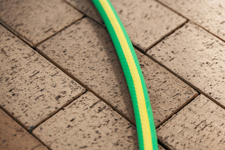 Шланг садовий 2Е AquaFlex Green 1/2" 30м 3 шари 10бар (2E-GHE12GN30) - зображення 2