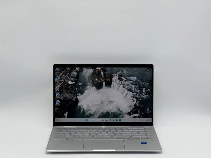 Ноутбук-трансформер HP Pavilion x360 2-in-1 14-ek0033dx / 14" (1920x1080) IPS Touch / Intel Core i5-1235U (10 (12) ядра по 3.3 - 4.4 GHz) / 8 GB DDR4 / 240 GB SSD / Intel Iris Xe Graphics / WebCam б/в - Фото 2 Ноутбук-трансформер HP Pavilion x360 2-in-1 14-ek0033dx / 14" (1920x1080) IPS Touch / Intel Core i5-1235U (10 (12) ядра по 3.3 - 4.4 GHz) / 8 GB DDR4 / 240 GB SSD / Intel Iris Xe Graphics / WebCam б/в - зображення 2