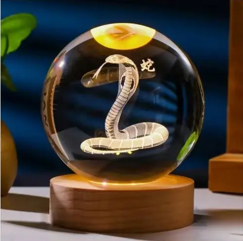 Світлодіодний світильник кришталева куля 3D - Змія - зображення 2