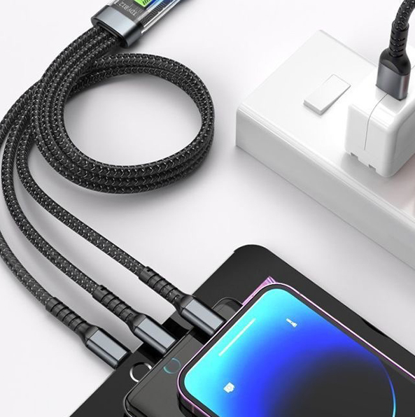 Кабель для заряджання телефонів USB, Type-C, Lightning із швидкою зарядкою, довжина шнура 1 м - Фото 4 Кабель для заряджання телефонів USB, Type-C, Lightning із швидкою зарядкою, довжина шнура 1 м - зображення 4
