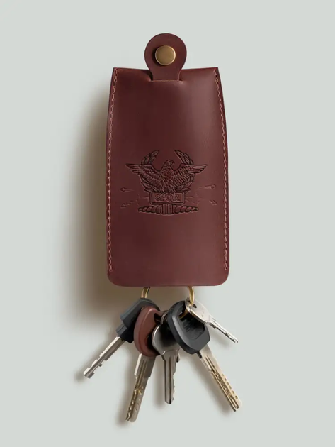 Ключница карманная Turtle Plaine размер L с тиснением Орел Рима из натуральной кожи Crazy Horse Коричневый - изображение 5