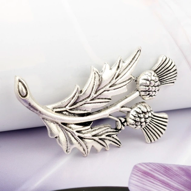 Брошь унисекс BROCHE бижутерия Цветы Чертополох серебристая BRSF112720 - Фото 2 Брошь унисекс BROCHE бижутерия Цветы Чертополох серебристая BRSF112720 - изображение 2