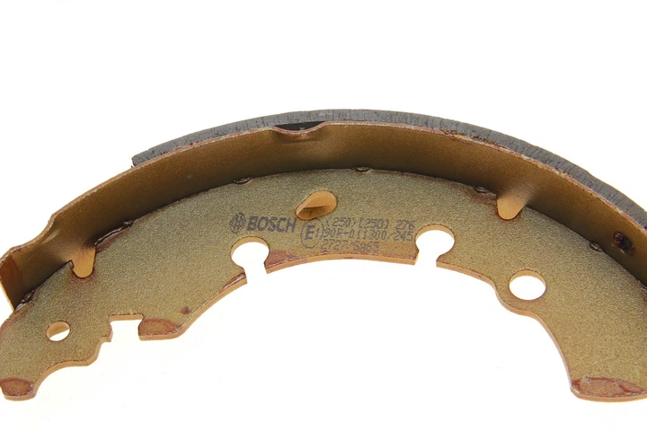 Колодки тормозные задние Ford Fiesta/Fusion1.3-1.6 TDCi/DI 95-12 барабанные - 0 986 487 599 BOSCH - изображение 6