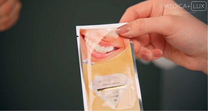 Отбеливающие полоски MEDICA+ 3DWhite Strips - Фото 8 Отбеливающие полоски MEDICA+ 3DWhite Strips - изображение 8