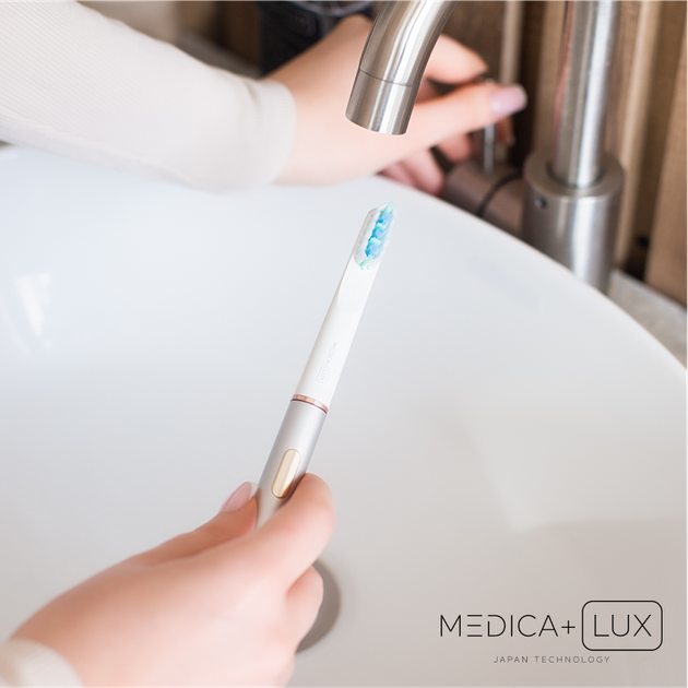 Отбеливающая звуковая зубная щетка Medica+ Lux 10Х Portable Silver - изображение 3