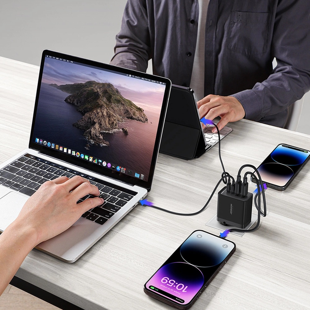 Мережевий зарядний пристрій JOYROOM TCG02 2 x USB-C 2 x USB-A 67 W + кабель USB C – USB C 1.2 м Black (6956116742492) - зображення 17