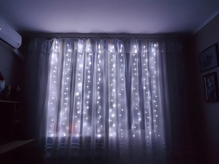 Гірлянда штора 3x2 метри, 200LED, "світлодіодні краплі" від USB, холодний білий колір, 8 режимів + пульт - зображення 2