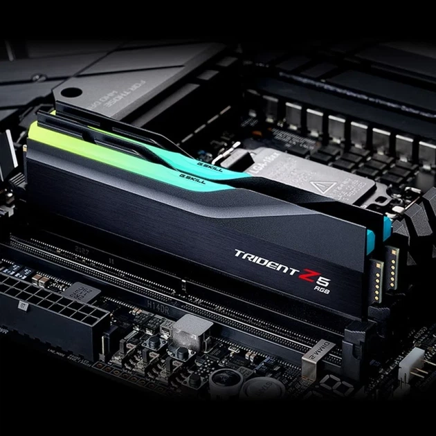 Оперативна пам'ять G.Skill Trident Z5 RGB DDR5 2x32GB/6000 Black (F5-6000J3040G32GX2-TZ5RK) - Фото 1 Оперативна пам'ять G.Skill Trident Z5 RGB DDR5 2x32GB/6000 Black (F5-6000J3040G32GX2-TZ5RK) - зображення 1