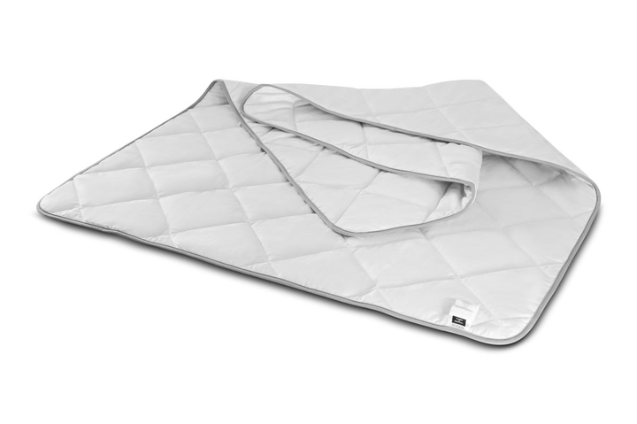 Ковдра шовкова MirSon Bianco 0783 демі 155x215 см від Rozetka на платформі USKIDKA Акція на Ковдра шовкова MirSon Bianco 0783 демі 155x215 см від Rozetka