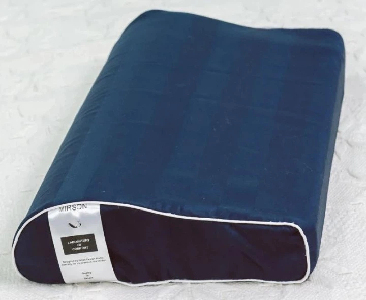 Подушка ортопедична MirSon №7067 Elite Noble Stripe Blue Sea Kiddy Boy 50х29х5/8 (2200003400069) - Фото 5 Подушка ортопедична MirSon №7067 Elite Noble Stripe Blue Sea Kiddy Boy 50х29х5/8 (2200003400069) - зображення 5