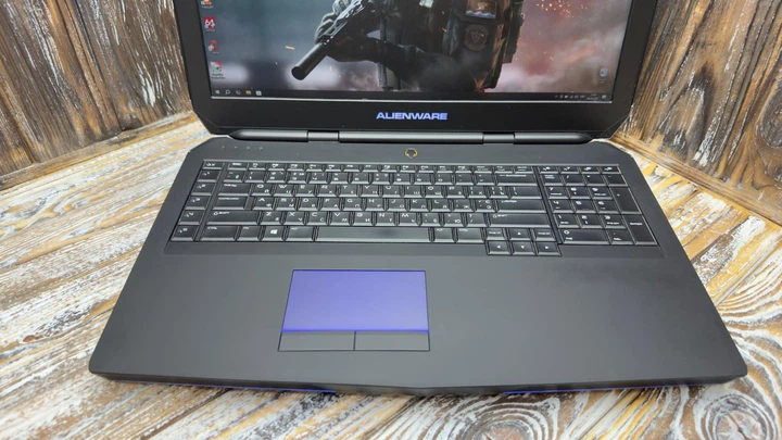 Ноутбук Dell Alienware 17 R2 (17.3" FHD, Core i7-4710HQ, GTX 970M 3 GB) (4609) Б/У - Фото 4 Ноутбук Dell Alienware 17 R2 (17.3" FHD, Core i7-4710HQ, GTX 970M 3 GB) (4609) Б/У - изображение 4
