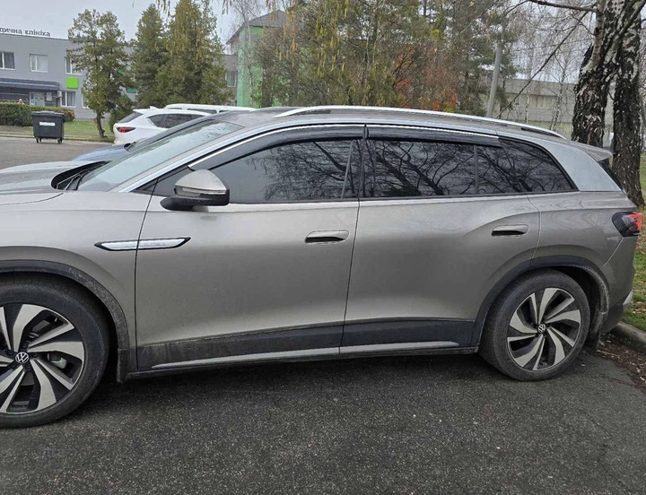 Хромированные ветровики Niken Luxury (4 шт) для Volkswagen ID.6 - изображение 3