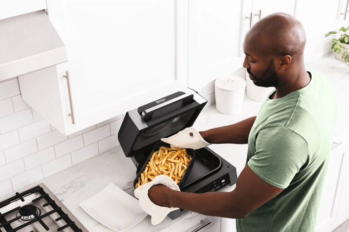 Гриль Ninja Sizzle MAX Air Grill & Air Fryer Cooking probe (DG551EU) - зображення 18