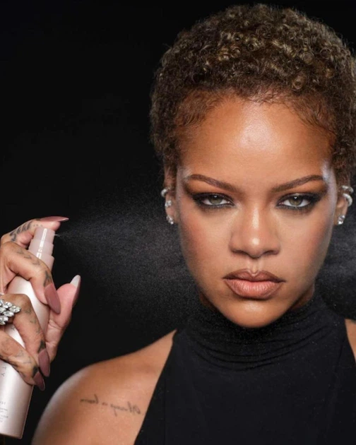 Увлажняющий фиксатор макияжа Fenty Beauty You Mist Makeup-Extending Setting Spray 100 ml - изображение 3