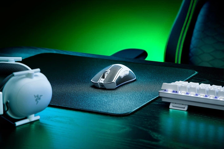 Мышь Razer DeathAdder V3 PRO Wireless/USB White (RZ01-04630200-R3G1) - Фото 10 Мышь Razer DeathAdder V3 PRO Wireless/USB White (RZ01-04630200-R3G1) - изображение 10