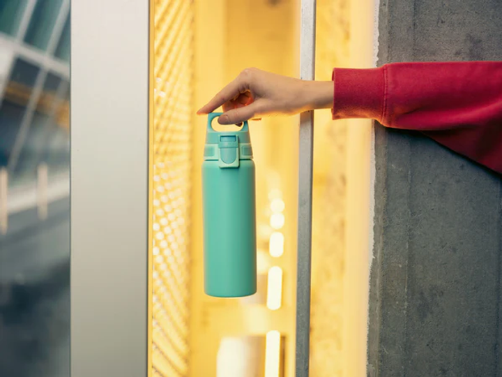 Пляшка для води Sigg Shield One Glacier Бірюзова 750 мл (7610465899205) - зображення 5
