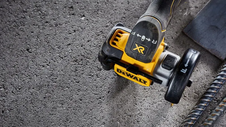Пила дискова аккумуляторна безщіткова компактна DeWALT DCS438N: без АКБ, диск 76мм, 20000 об/хв (DCS438N) - изображение 9