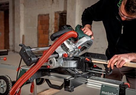 Мощная торцовочная пила Metabo KGS 254 M New : 1.8 кВт, диск 254 мм х 30 мм, 613254000 - изображение 7