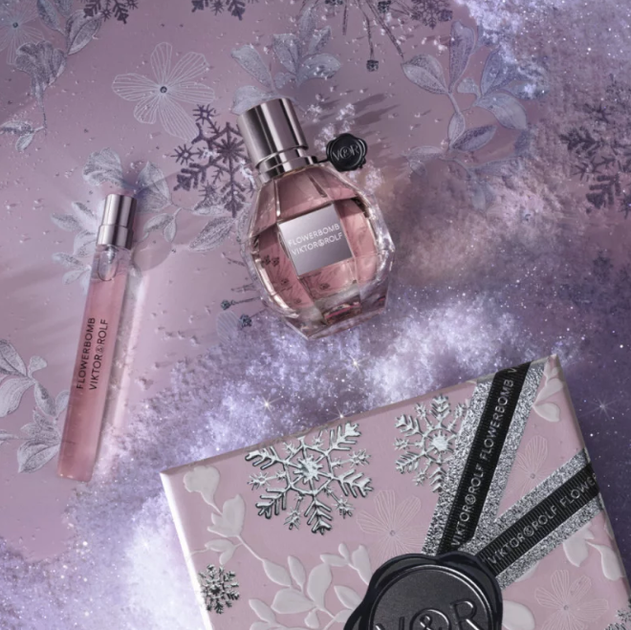 Zestaw damski Viktor & Rolf Flowerbomb Woda perfumowana 50 ml + Miniaturka Woda perfumowana 10 ml (3614274305456) - obraz 4
