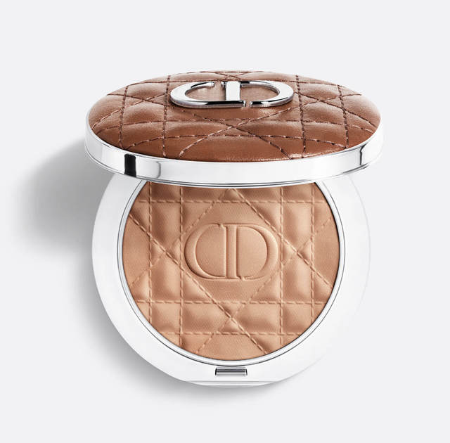 Бронзер Dior Forever Nude Bronze (03 Soft ) 7.8 g - Фото 1 Бронзер Dior Forever Nude Bronze (03 Soft ) 7.8 g - изображение 1
