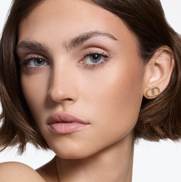 Бронзер Dior Forever Nude Bronze (03 Soft ) 7.8 g - Фото 4 Бронзер Dior Forever Nude Bronze (03 Soft ) 7.8 g - изображение 4