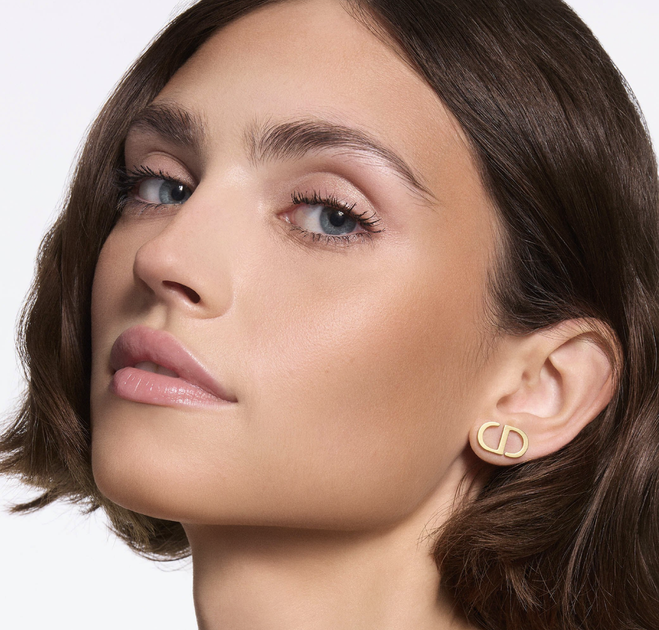 Бронзер Dior Forever Nude Bronze (04 Warm ) 7.8 g - Фото 4 Бронзер Dior Forever Nude Bronze (04 Warm ) 7.8 g - изображение 4