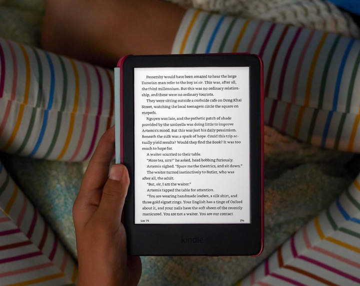 Czytnik e-booków Amazon Kindle Kids 11th Gen. 16GB Unicorn Valley (B0CP33C128) - obraz 2