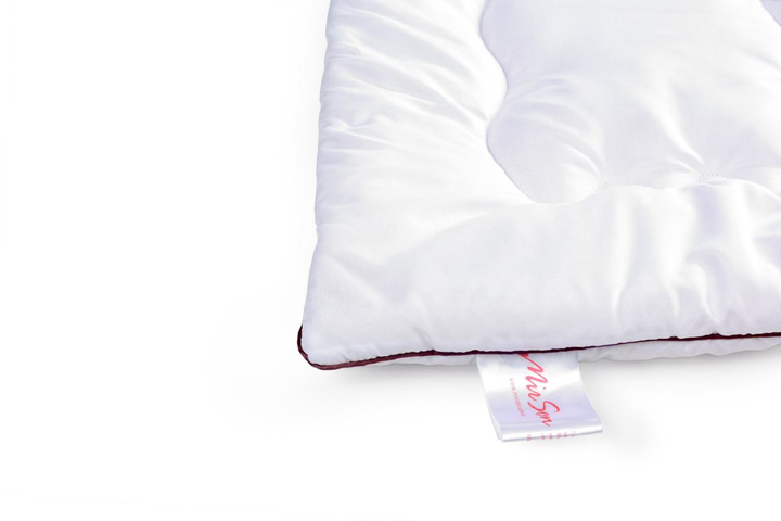 Ковдра бамбукова MirSon Deluxe Hand Made 0444 літо 155x215 см від Rozetka на платформі USKIDKA Акція на Ковдра бамбукова MirSon Deluxe Hand Made 0444 літо 155x215 см від Rozetka