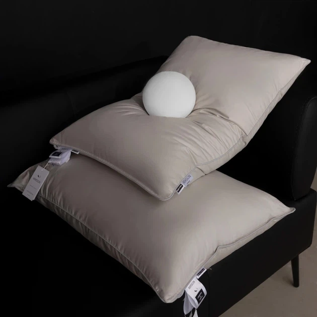 Подушка MirSon №207 Silver Cloud Гусиный пух средняя 70х70 см (2200009348945) - изображение 13