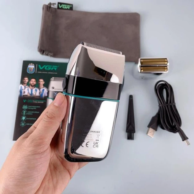 Аккумуляторная электробритва шейвер для бритья бороди, усов и голови с USB и LED-дисплеем VGR V-350 Pro Серебристый - изображение 3