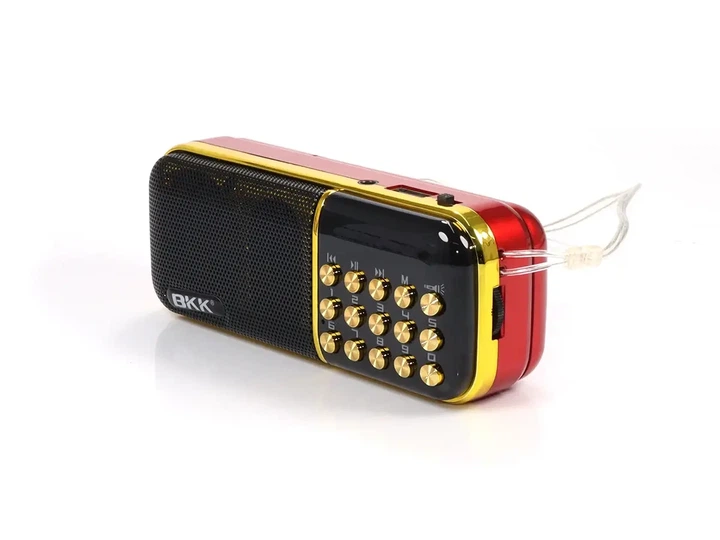 Радіоприймач BKK USB MP3 B851SS кишеньковий цифровий червоний з ліхтариком - зображення 2