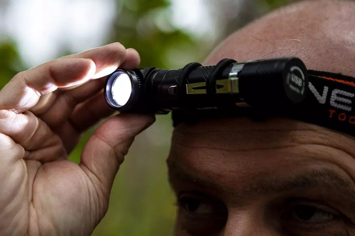Latarka czołowa akumulatorowa NEO Tools LED CREE XML T6 99-026 Czarny (5907558451245)   - obraz 8