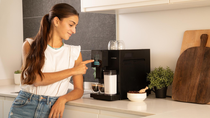 Кавомашина Cecotec Cremmaet Compactccino Connected Black (01460) - зображення 5